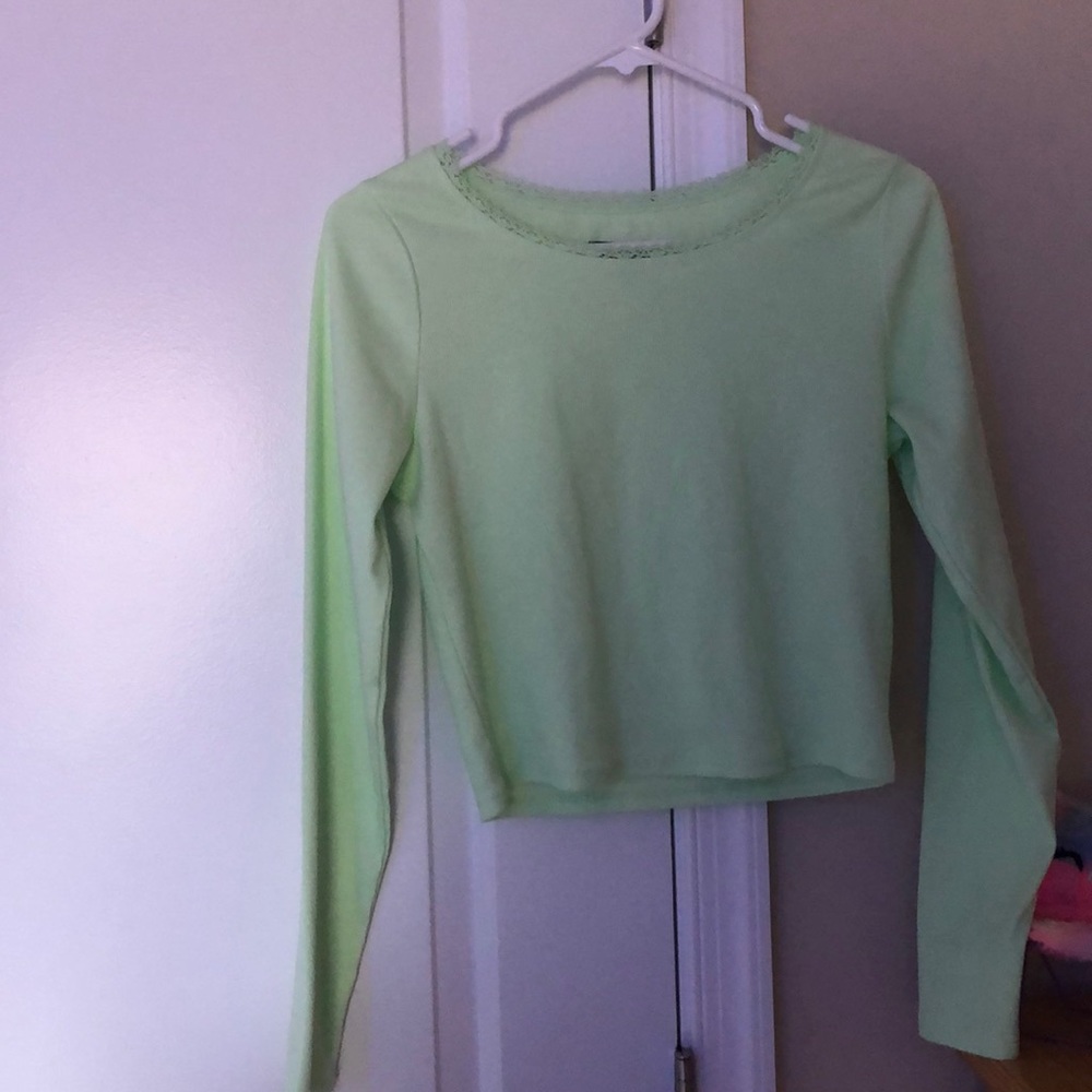 green crop top